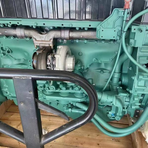 VOLVO D12D - Motor für Bagger: das Bild 5 VOLVO D12D - Motor für Bagger: das Bild 5