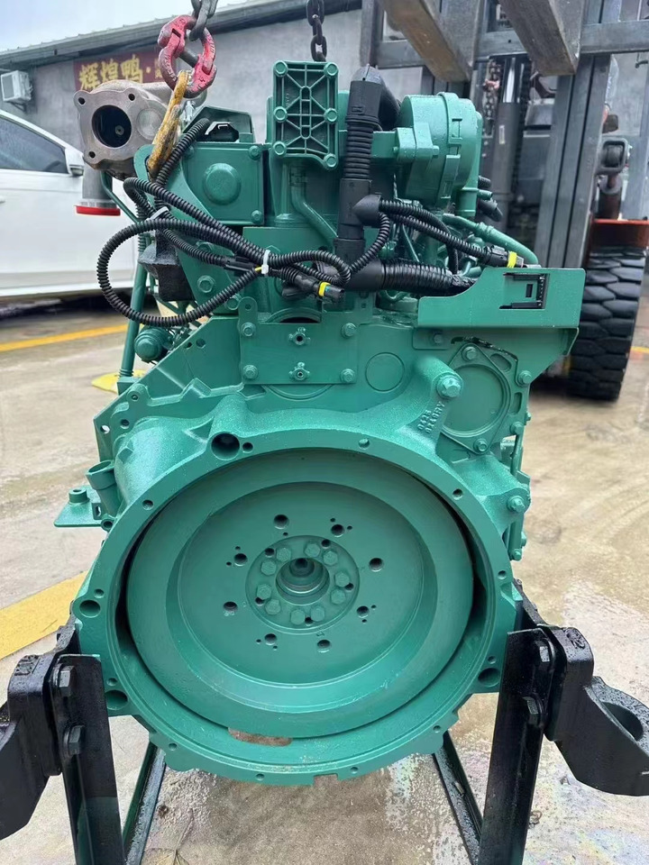 VOLVO D6E - Motor für Bagger: das Bild 2 VOLVO D6E - Motor für Bagger: das Bild 2