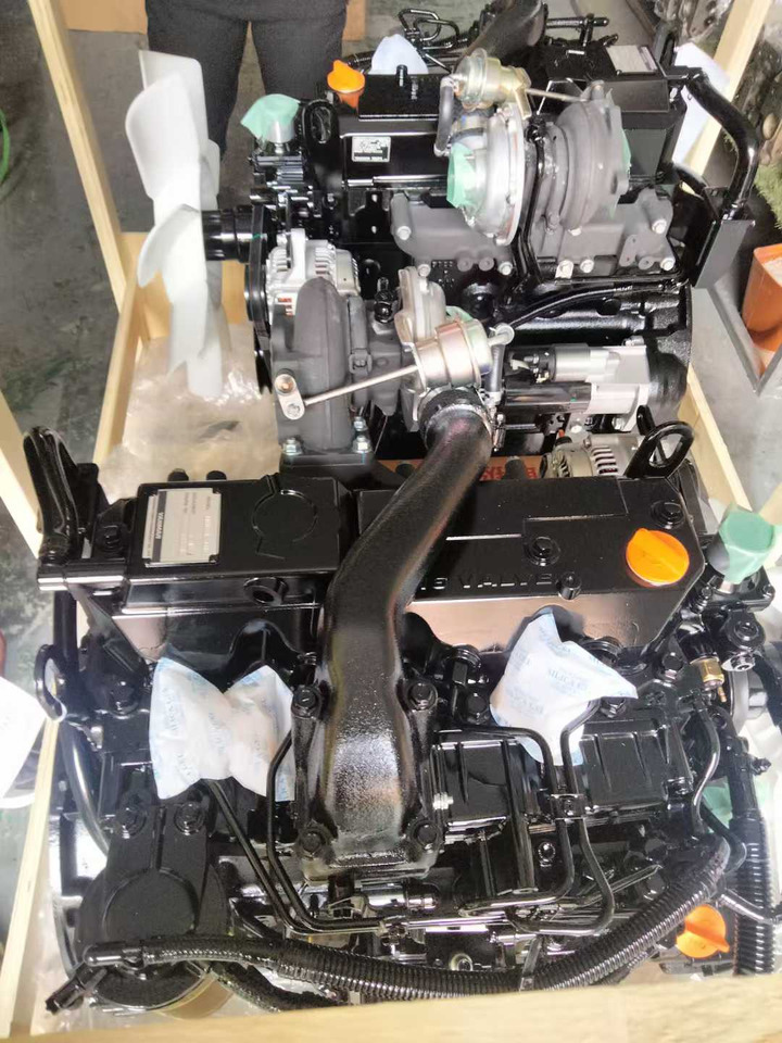 YANMAR 4TNV98T - Motor für Minibagger: das Bild 1 YANMAR 4TNV98T - Motor für Minibagger: das Bild 1