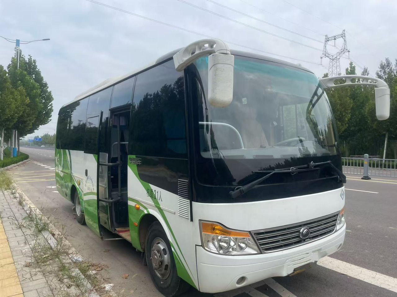 YUTONG 31 seats ZK6852HNG2 - Reisebus: das Bild 2 YUTONG 31 seats ZK6852HNG2 - Reisebus: das Bild 2