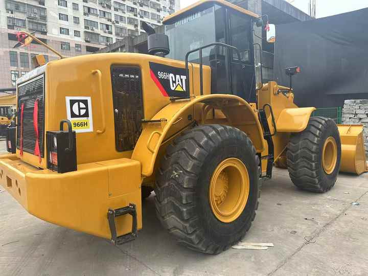 98%New Loaders Cat 966H High Efficiency Wheel Loader Cat 966H Powerful Chinese Made Front Loader Road Machine - Radlader: das Bild 2 98%New Loaders Cat 966H High Efficiency Wheel Loader Cat 966H Powerful Chinese Made Front Loader Road Machine - Radlader: das Bild 2