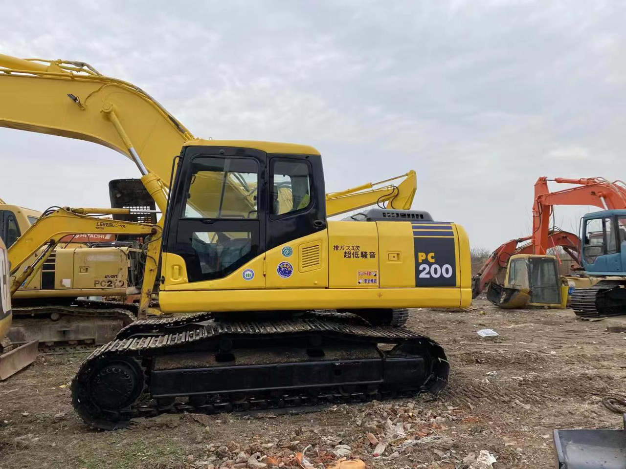 KOMATSU Used Excavator PC200-7 second-hand high quality - Baumaschine: das Bild 4 KOMATSU Used Excavator PC200-7 second-hand high quality - Baumaschine: das Bild 4
