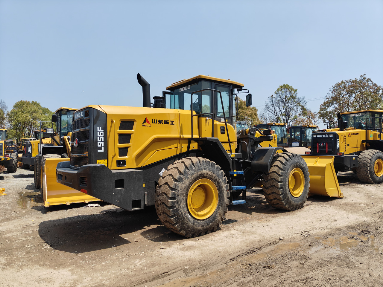 WHEEL LOADER USED Loaders SDLG LG956F WHEEL LOADER in China Machines for Sale - Baumaschine: das Bild 2 WHEEL LOADER USED Loaders SDLG LG956F WHEEL LOADER in China Machines for Sale - Baumaschine: das Bild 2