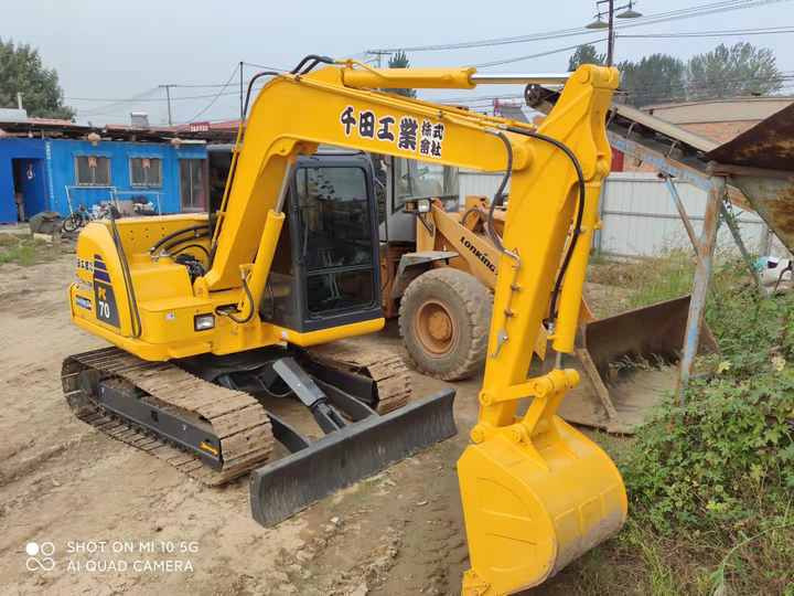 Cheap Used Komatsu PC70 Crawler Excavator with High Efficiency Used Heavy Machinery Komatsu P70 Digger Cheap for Sale - Kettenbagger: das Bild 3 Cheap Used Komatsu PC70 Crawler Excavator with High Efficiency Used Heavy Machinery Komatsu P70 Digger Cheap for Sale - Kettenbagger: das Bild 3