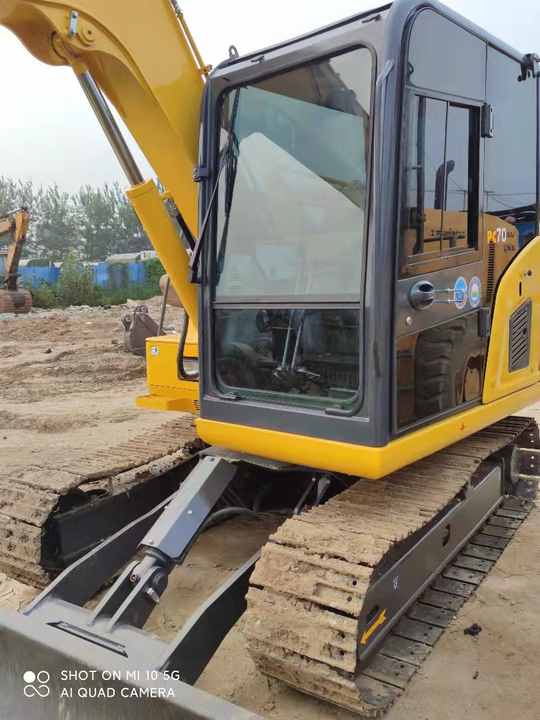 Cheap Used Komatsu PC70 Crawler Excavator with High Efficiency Used Heavy Machinery Komatsu P70 Digger Cheap for Sale - Kettenbagger: das Bild 2 Cheap Used Komatsu PC70 Crawler Excavator with High Efficiency Used Heavy Machinery Komatsu P70 Digger Cheap for Sale - Kettenbagger: das Bild 2