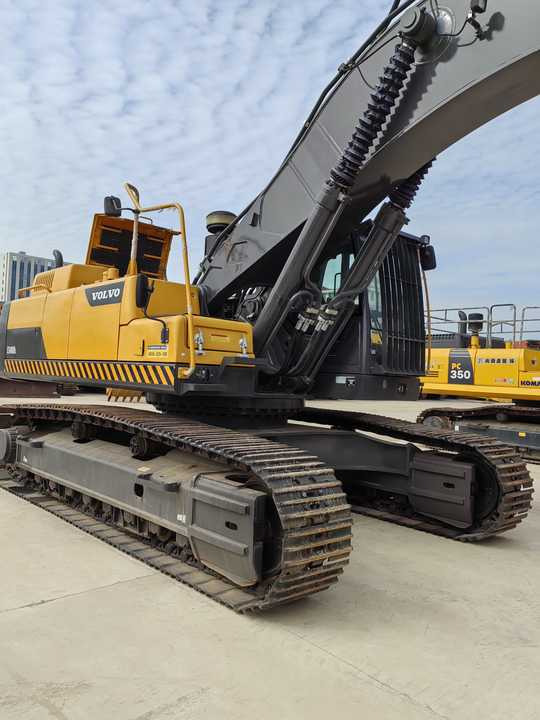 Good Condition VOLVO EC480DL Excavator Low Price Large Hydraulic Crawler Excavator volvo 480dl for Sale - Kettenbagger: das Bild 5 Good Condition VOLVO EC480DL Excavator Low Price Large Hydraulic Crawler Excavator volvo 480dl for Sale - Kettenbagger: das Bild 5