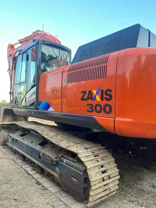 Original Japan Hitachi ZX300 Excavator Hitachi Excavator in Low Price for Hot Sale - Kettenbagger: das Bild 2 Original Japan Hitachi ZX300 Excavator Hitachi Excavator in Low Price for Hot Sale - Kettenbagger: das Bild 2