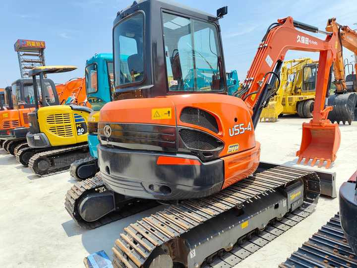 Perfect Condition Kubota U55-4 Japan Brand Mini Excavator with Pusher for Sale 90% Brand New Mini Kubota U25 35 55 5tons - Bagger: das Bild 2 Perfect Condition Kubota U55-4 Japan Brand Mini Excavator with Pusher for Sale 90% Brand New Mini Kubota U25 35 55 5tons - Bagger: das Bild 2