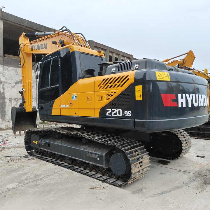 South Korea Low Price Hyundai 220lc-9s Excavator Hyundai 22ton Excavator Hot Sale - Kettenbagger: das Bild 1 South Korea Low Price Hyundai 220lc-9s Excavator Hyundai 22ton Excavator Hot Sale - Kettenbagger: das Bild 1