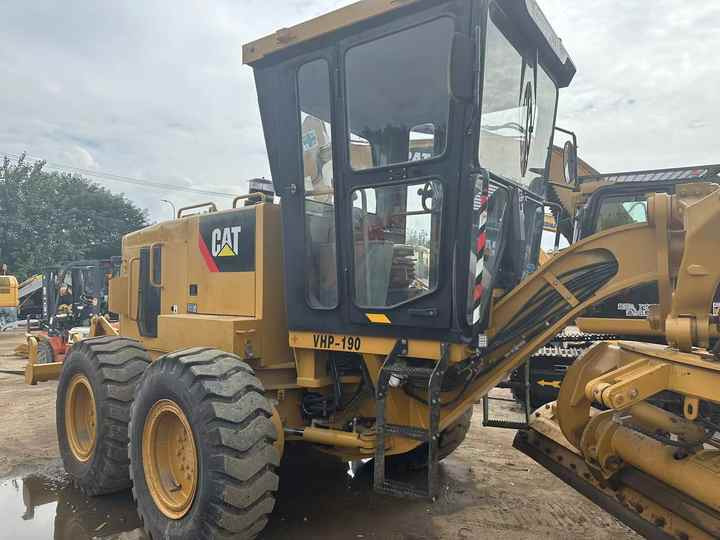 Used Caterpillar CAT 140k Land Road Motor Grader CAT140k Used Grader Cheap Price for Sale - Grader: das Bild 5 Used Caterpillar CAT 140k Land Road Motor Grader CAT140k Used Grader Cheap Price for Sale - Grader: das Bild 5