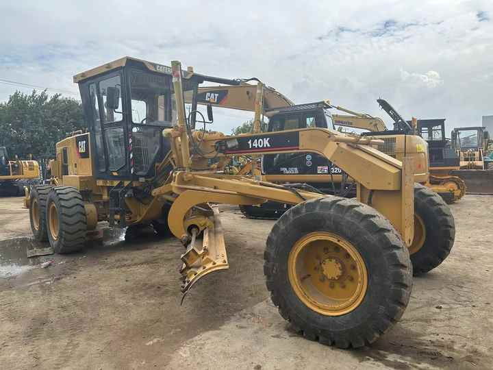 Grader, Zustand - NEU Used Caterpillar CAT 140k Land Road Motor Grader CAT140k Used Grader Cheap Price for Sale: das Bild 6