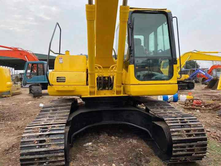 Used Good Quality Japan Original PC200-7 in Good Condition PC200-7 Komatsu - Kettenbagger: das Bild 4 Used Good Quality Japan Original PC200-7 in Good Condition PC200-7 Komatsu - Kettenbagger: das Bild 4