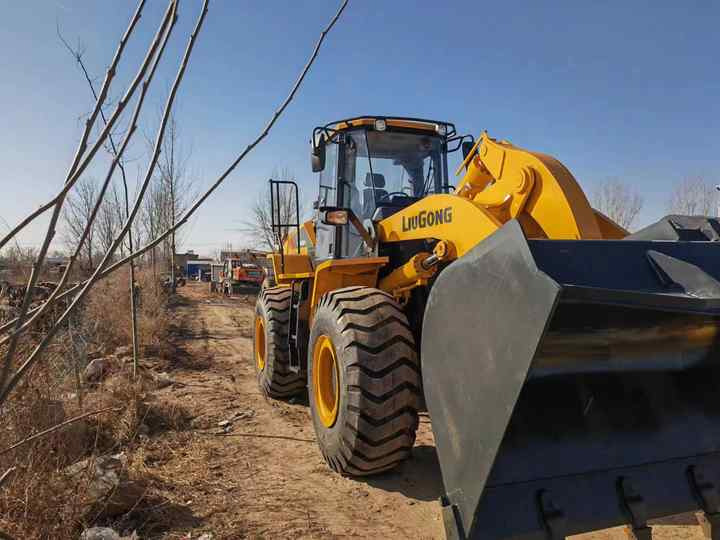 Used LIUGONG 856H wheel in Good Condition for sale 90%new uesd Loader liugong 856h Used Loader For Sale - Radlader: das Bild 5 Used LIUGONG 856H wheel in Good Condition for sale 90%new uesd Loader liugong 856h Used Loader For Sale - Radlader: das Bild 5