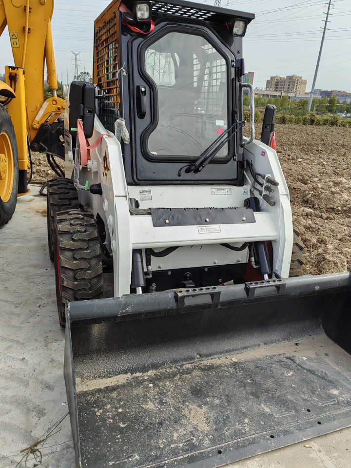 BOBCAT S18 - Kompaktlader: das Bild 3 BOBCAT S18 - Kompaktlader: das Bild 3