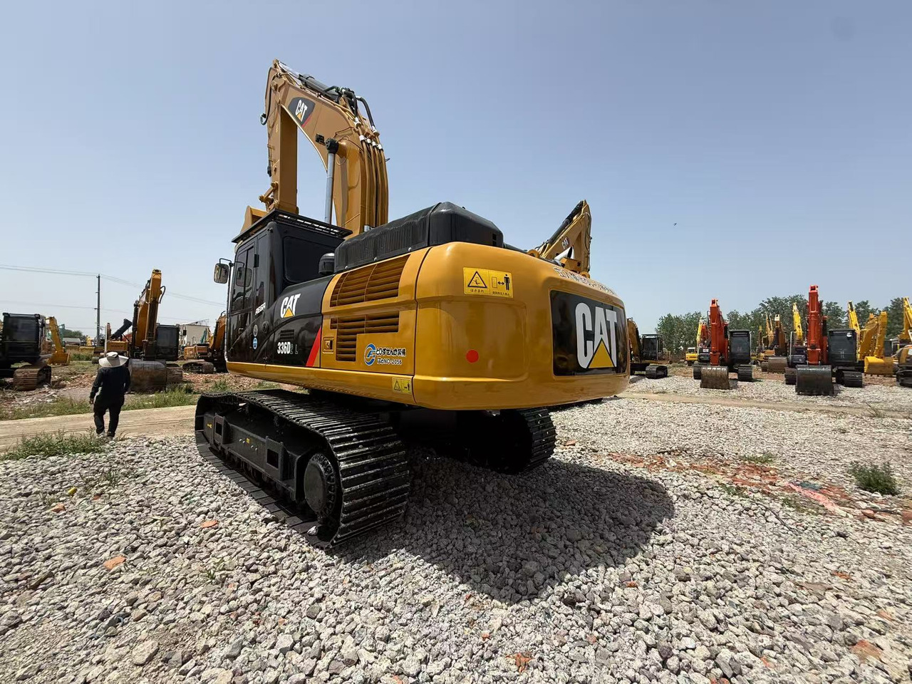 CATERPILLAR 336D2 - Kettenbagger: das Bild 2 CATERPILLAR 336D2 - Kettenbagger: das Bild 2