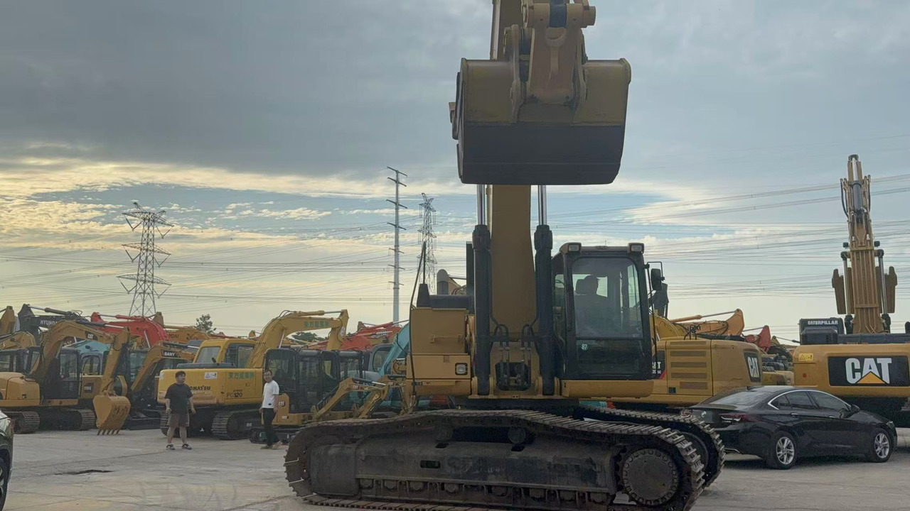 CATERPILLAR 345D - Kettenbagger: das Bild 3 CATERPILLAR 345D - Kettenbagger: das Bild 3