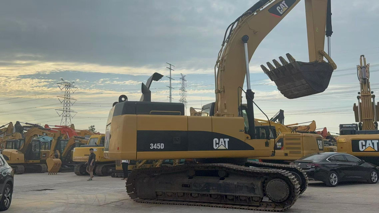 CATERPILLAR 345D - Kettenbagger: das Bild 4 CATERPILLAR 345D - Kettenbagger: das Bild 4