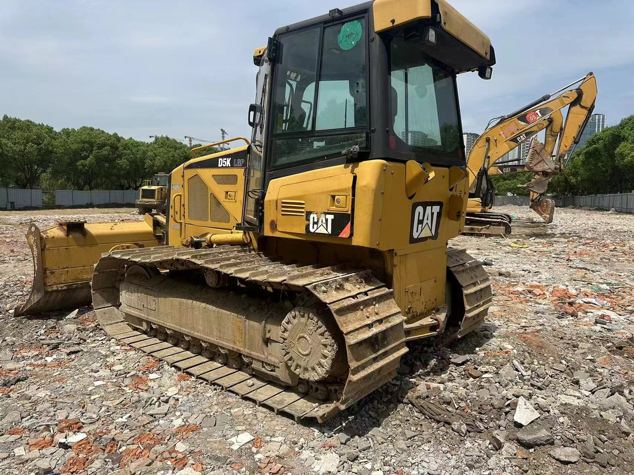 CATERPILLAR D5K - Bulldozer: das Bild 4 CATERPILLAR D5K - Bulldozer: das Bild 4