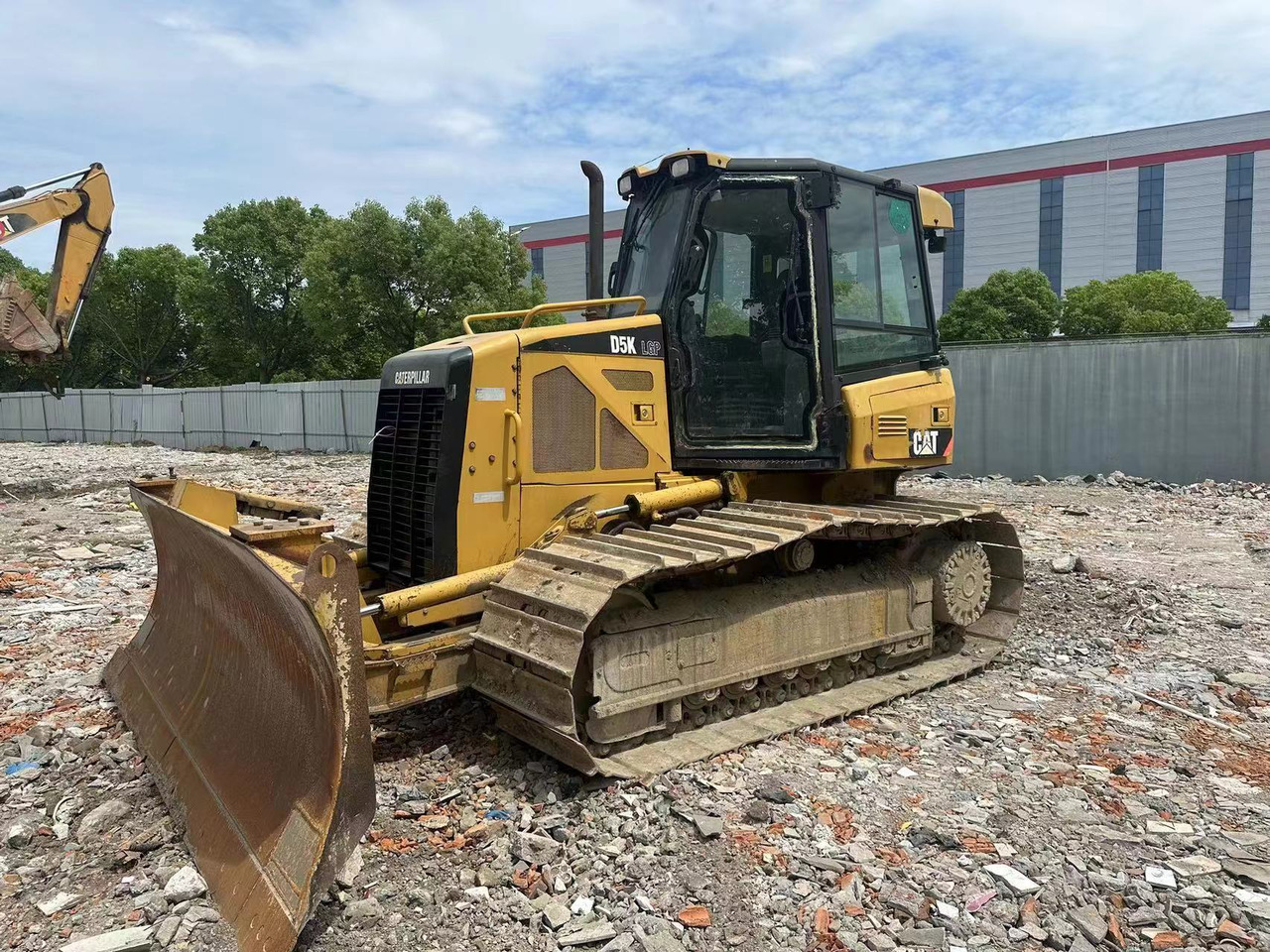 CATERPILLAR D5K - Bulldozer: das Bild 2 CATERPILLAR D5K - Bulldozer: das Bild 2