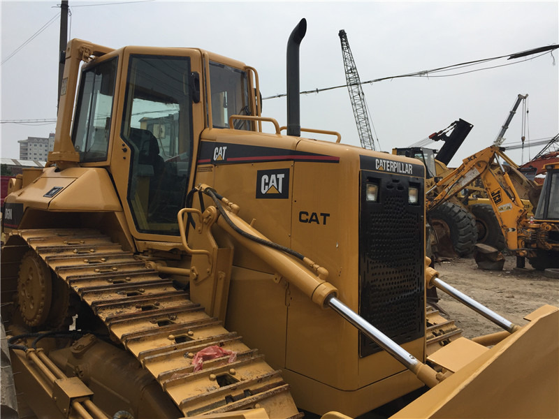 CATERPILLAR D6N - Bulldozer: das Bild 4 CATERPILLAR D6N - Bulldozer: das Bild 4