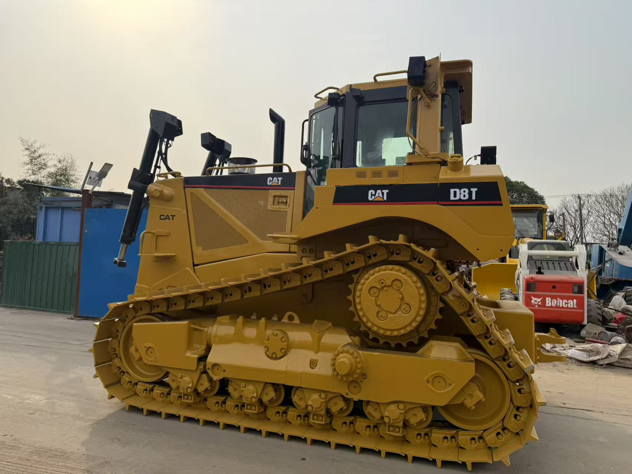 CATERPILLAR D8T - Bulldozer: das Bild 5 CATERPILLAR D8T - Bulldozer: das Bild 5