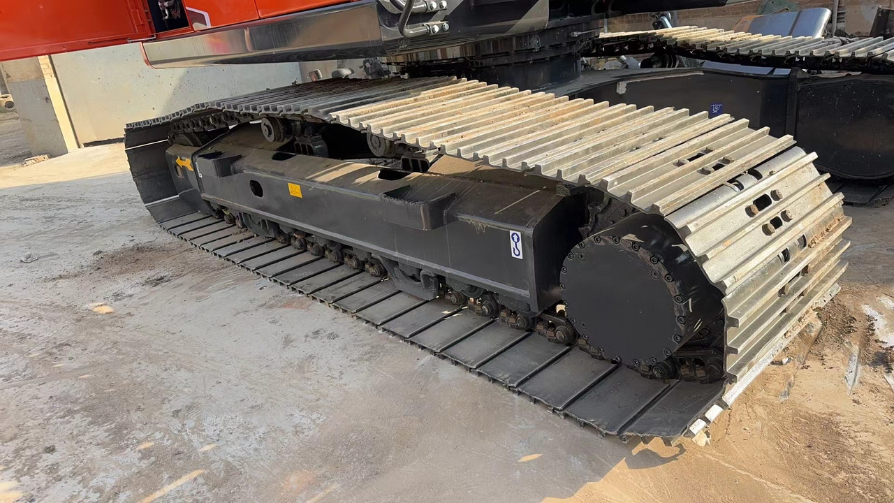 DOOSAN DX225LC-7 - Kettenbagger: das Bild 4 DOOSAN DX225LC-7 - Kettenbagger: das Bild 4