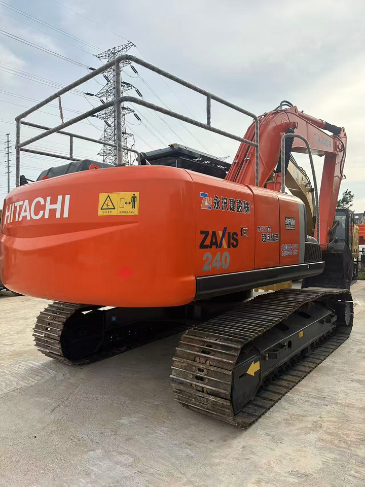 HITACHI ZX240-3G - Kettenbagger: das Bild 3 HITACHI ZX240-3G - Kettenbagger: das Bild 3