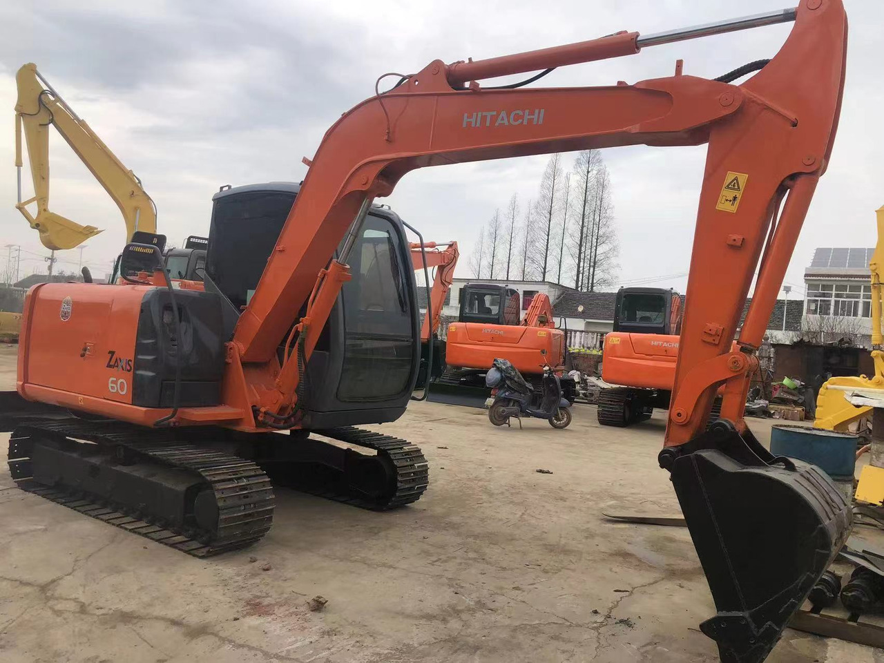 HITACHI ZX60 - Kettenbagger: das Bild 3 HITACHI ZX60 - Kettenbagger: das Bild 3