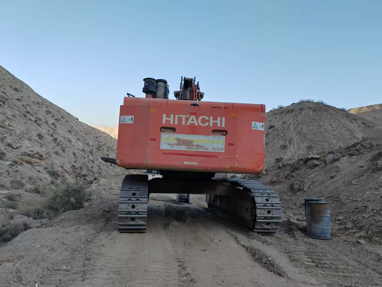HITACHI ZX670 - Kettenbagger: das Bild 2 HITACHI ZX670 - Kettenbagger: das Bild 2