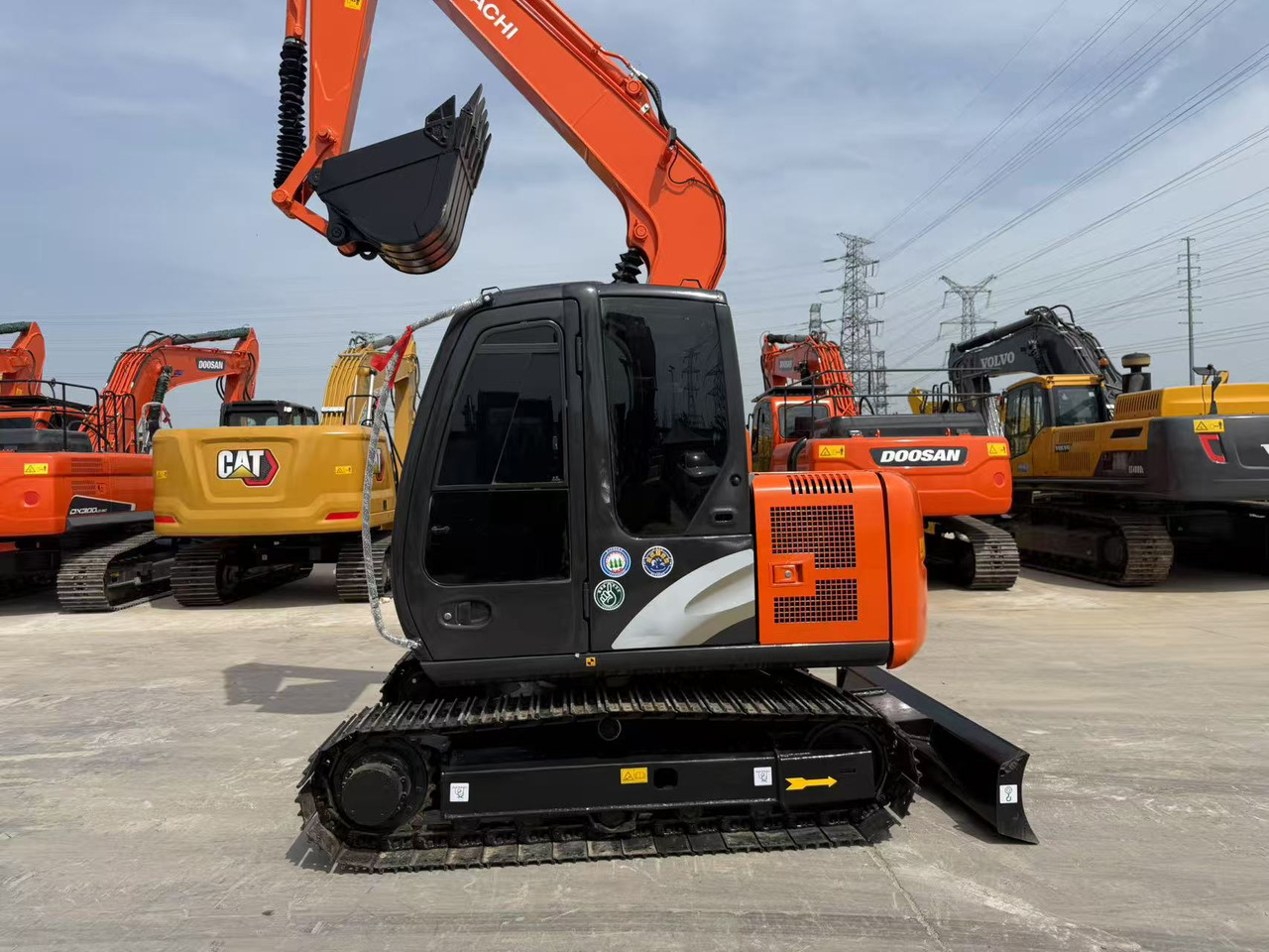 HITACHI ZX70 - Kettenbagger: das Bild 1 HITACHI ZX70 - Kettenbagger: das Bild 1