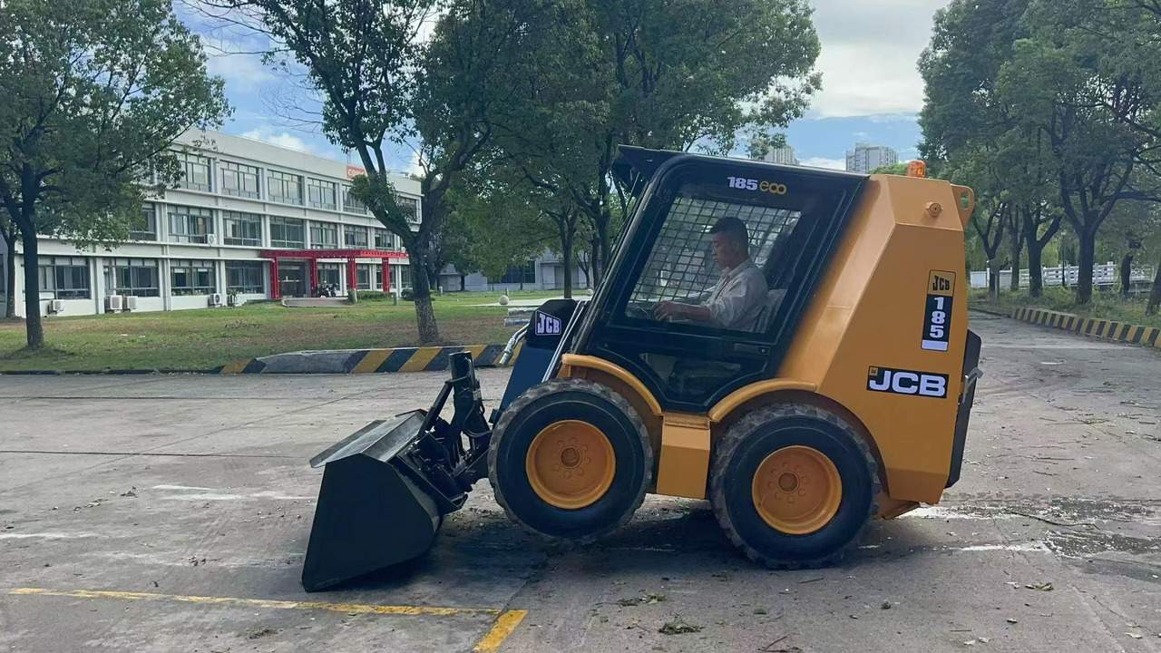 JCB JCB 185 - Kompaktlader: das Bild 3 JCB JCB 185 - Kompaktlader: das Bild 3