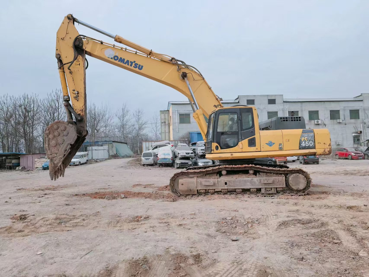 KOMATSU PC450-8 - Kettenbagger: das Bild 5 KOMATSU PC450-8 - Kettenbagger: das Bild 5
