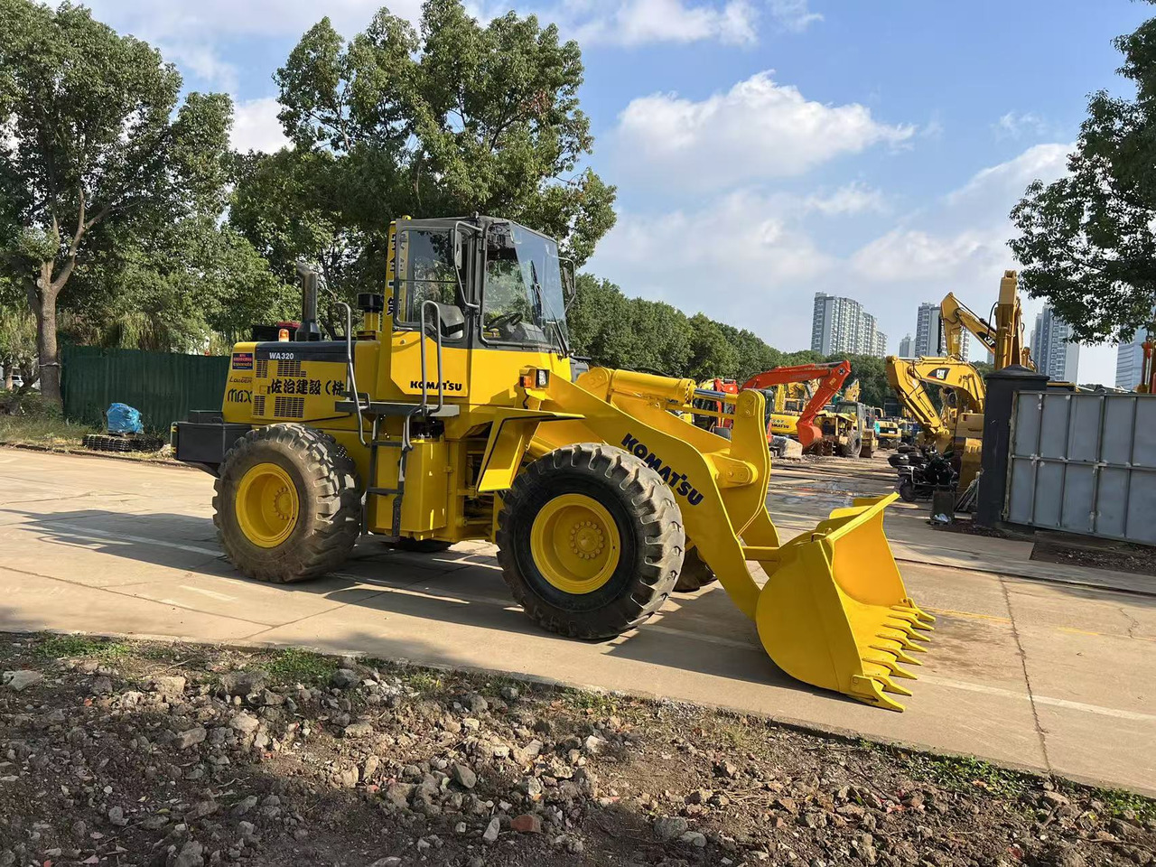 KOMATSU WA320-3 - Radlader: das Bild 1 KOMATSU WA320-3 - Radlader: das Bild 1