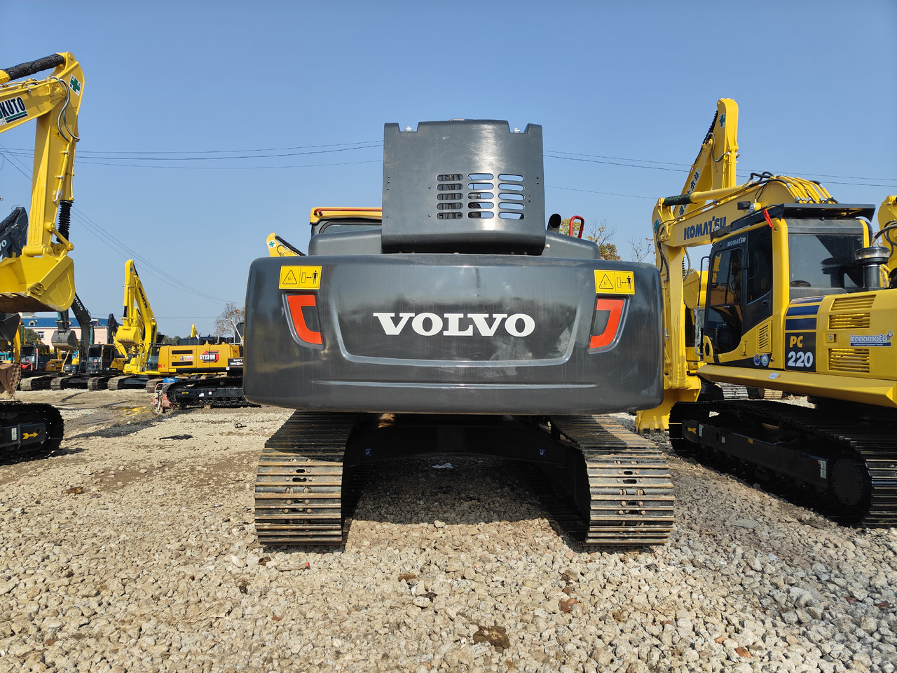 VOLVO EC240 - Kettenbagger: das Bild 5 VOLVO EC240 - Kettenbagger: das Bild 5