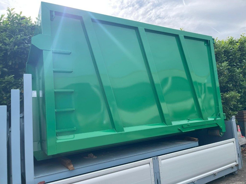 CONTAINER SCARRABILE NUOVO A CIELO APERTO - Abrollcontainer: das Bild 2 CONTAINER SCARRABILE NUOVO A CIELO APERTO - Abrollcontainer: das Bild 2