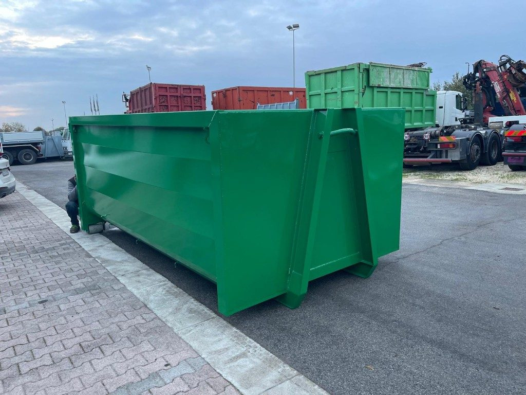 CONTAINER SCARRABILE NUOVO A CIELO APERTO - Abrollcontainer: das Bild 2 CONTAINER SCARRABILE NUOVO A CIELO APERTO - Abrollcontainer: das Bild 2