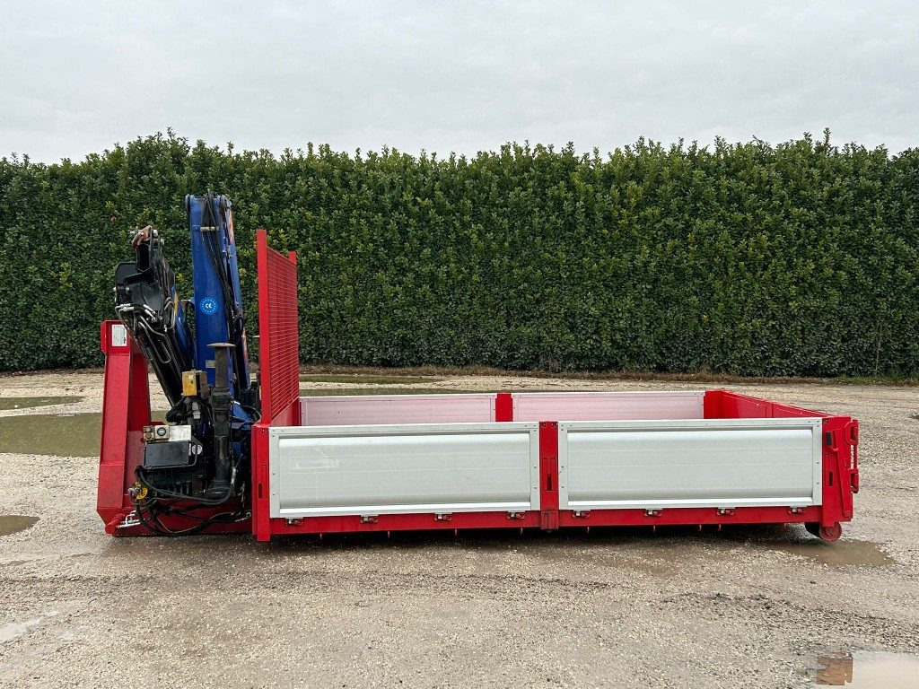 CONTAINER SCARRABILE NUOVO A PIANALE CON GRU - Abrollcontainer: das Bild 3 CONTAINER SCARRABILE NUOVO A PIANALE CON GRU - Abrollcontainer: das Bild 3