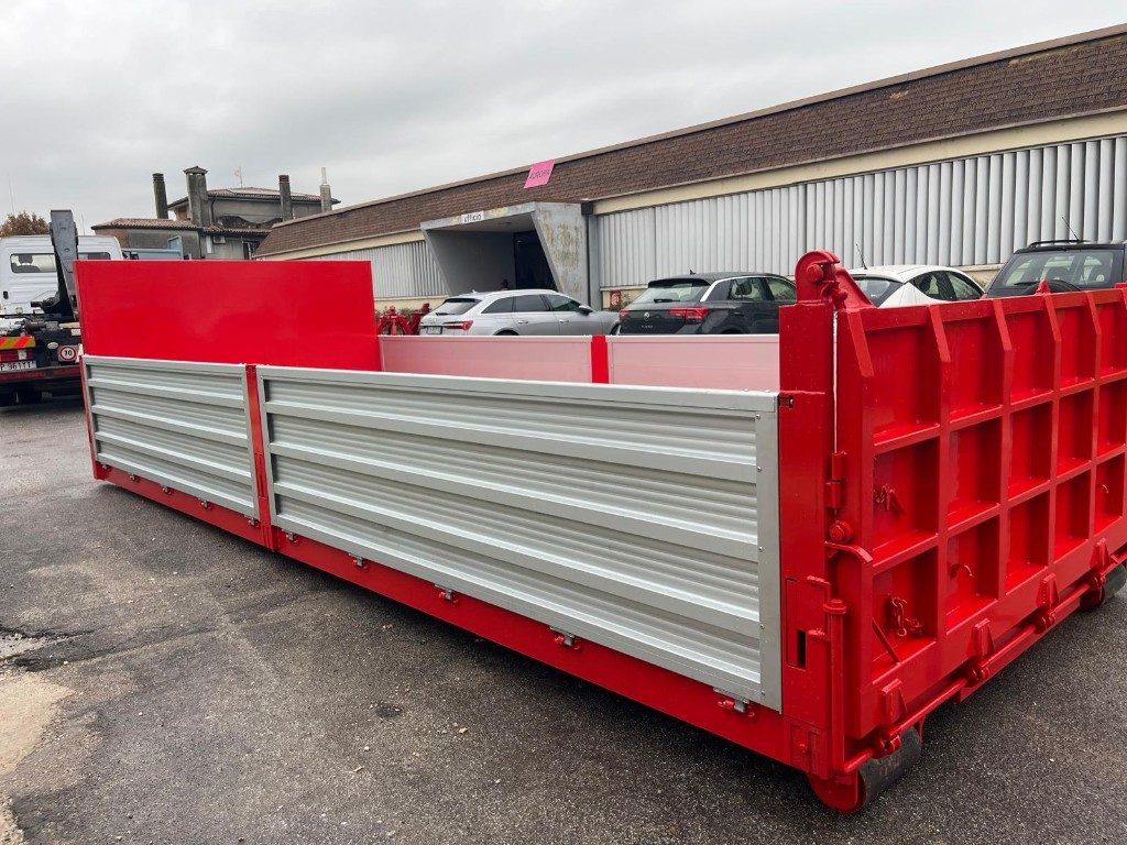 CONTAINER SCARRABILE NUOVO A PIANALE CON SPONDE - Abrollcontainer: das Bild 2 CONTAINER SCARRABILE NUOVO A PIANALE CON SPONDE - Abrollcontainer: das Bild 2