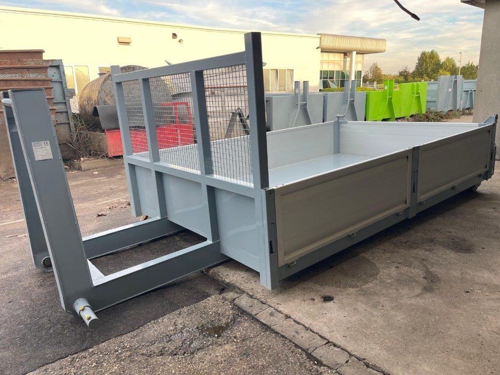 CONTAINER SCARRABILE NUOVO A PIANALE CON SPONDE - Abrollcontainer: das Bild 1 CONTAINER SCARRABILE NUOVO A PIANALE CON SPONDE - Abrollcontainer: das Bild 1