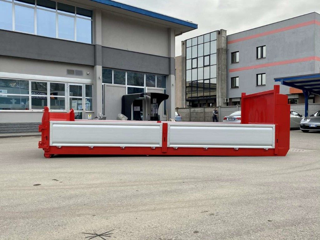 CONTAINER SCARRABILE NUOVO A PIANALE - Abrollcontainer: das Bild 3 CONTAINER SCARRABILE NUOVO A PIANALE - Abrollcontainer: das Bild 3
