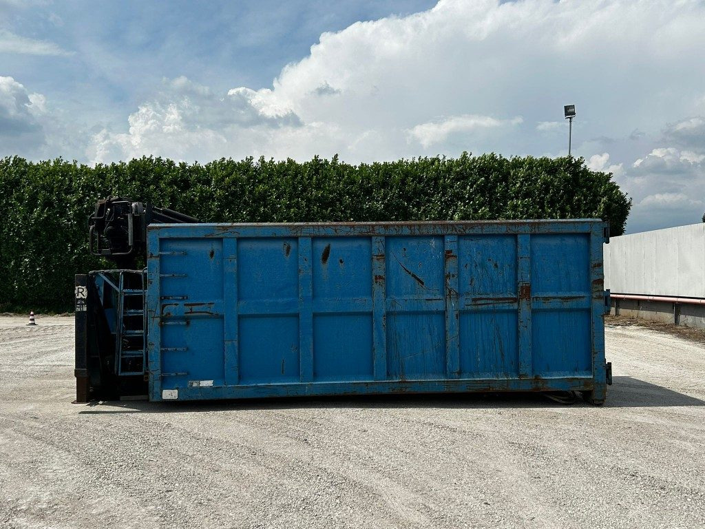 CONTAINER SCARRABILE USATO A CIELO APERTO CON GRU - Abrollcontainer: das Bild 5 CONTAINER SCARRABILE USATO A CIELO APERTO CON GRU - Abrollcontainer: das Bild 5