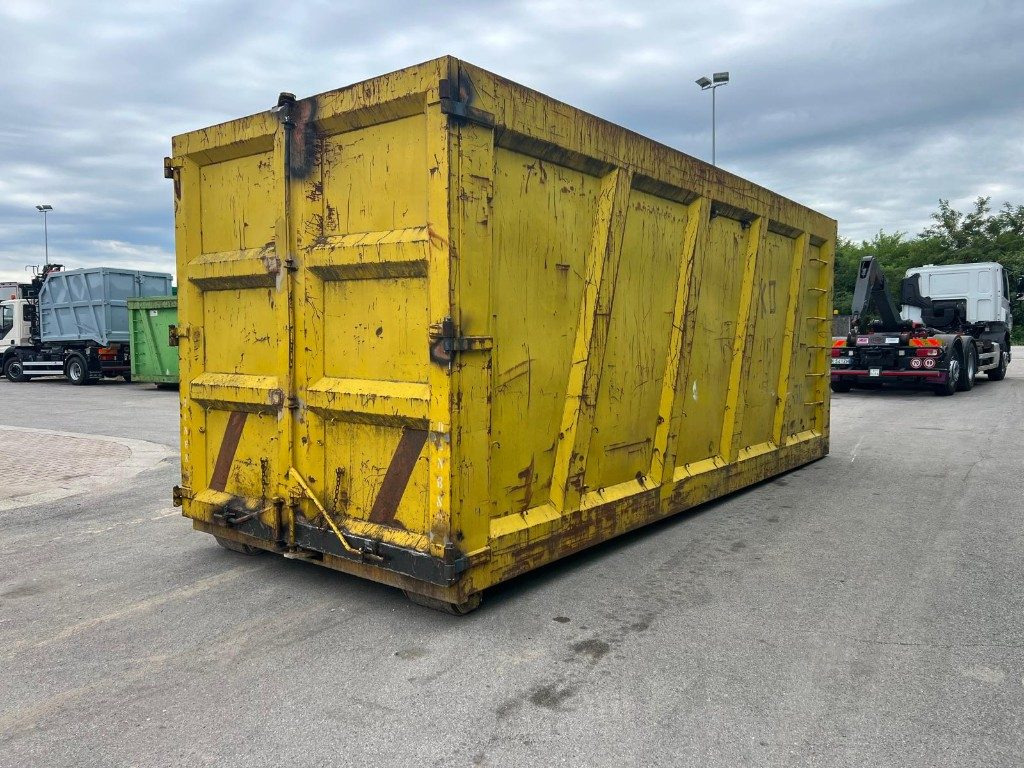 CONTAINER SCARRABILE USATO A CIELO APERTO - Abrollcontainer: das Bild 3 CONTAINER SCARRABILE USATO A CIELO APERTO - Abrollcontainer: das Bild 3