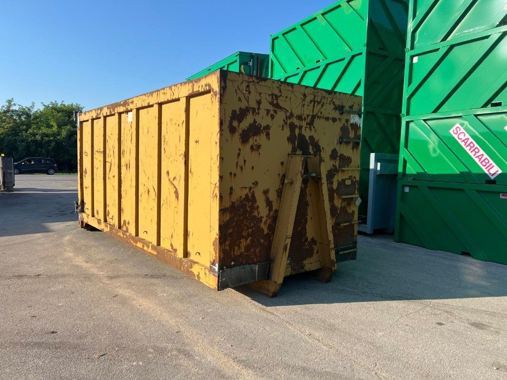 CONTAINER SCARRABILE USATO A CIELO APERTO - Abrollcontainer: das Bild 1 CONTAINER SCARRABILE USATO A CIELO APERTO - Abrollcontainer: das Bild 1