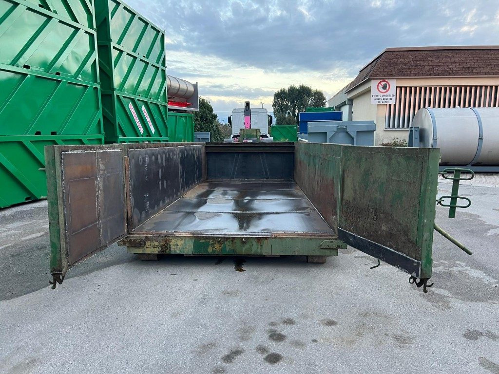 CONTAINER SCARRABILE USATO A CIELO APERTO - Abrollcontainer: das Bild 5 CONTAINER SCARRABILE USATO A CIELO APERTO - Abrollcontainer: das Bild 5