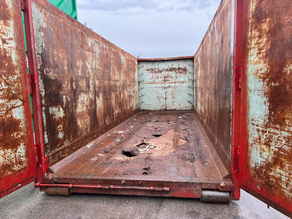 CONTAINER SCARRABILE USATO A CIELO APERTO - Abrollcontainer: das Bild 5 CONTAINER SCARRABILE USATO A CIELO APERTO - Abrollcontainer: das Bild 5