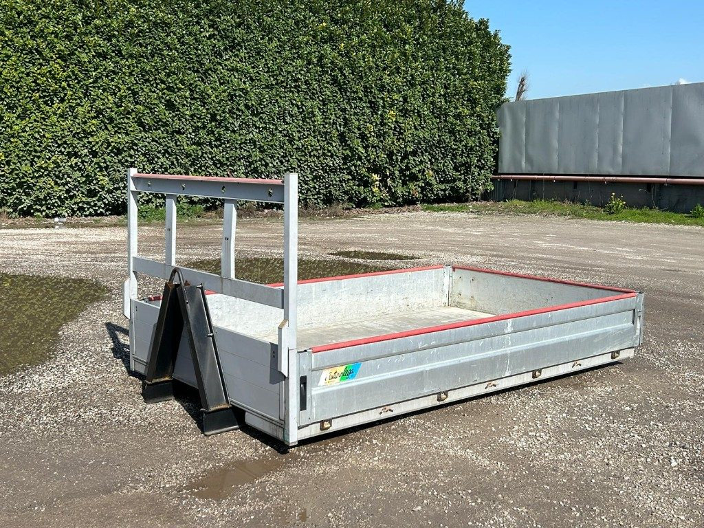 CONTAINER USATO SCARRABILE A PIANALE - Abrollcontainer: das Bild 1 CONTAINER USATO SCARRABILE A PIANALE - Abrollcontainer: das Bild 1