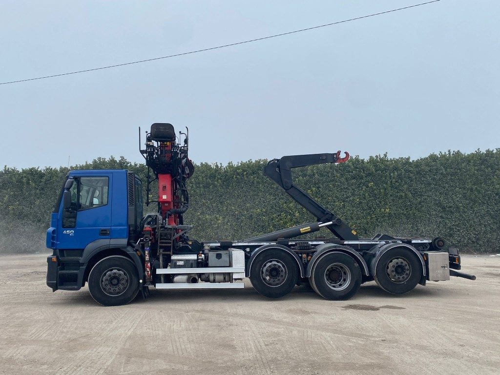 IVECO STRALIS 260.450 SCARRABILE CON GRU - Abrollkipper: das Bild 3 IVECO STRALIS 260.450 SCARRABILE CON GRU - Abrollkipper: das Bild 3