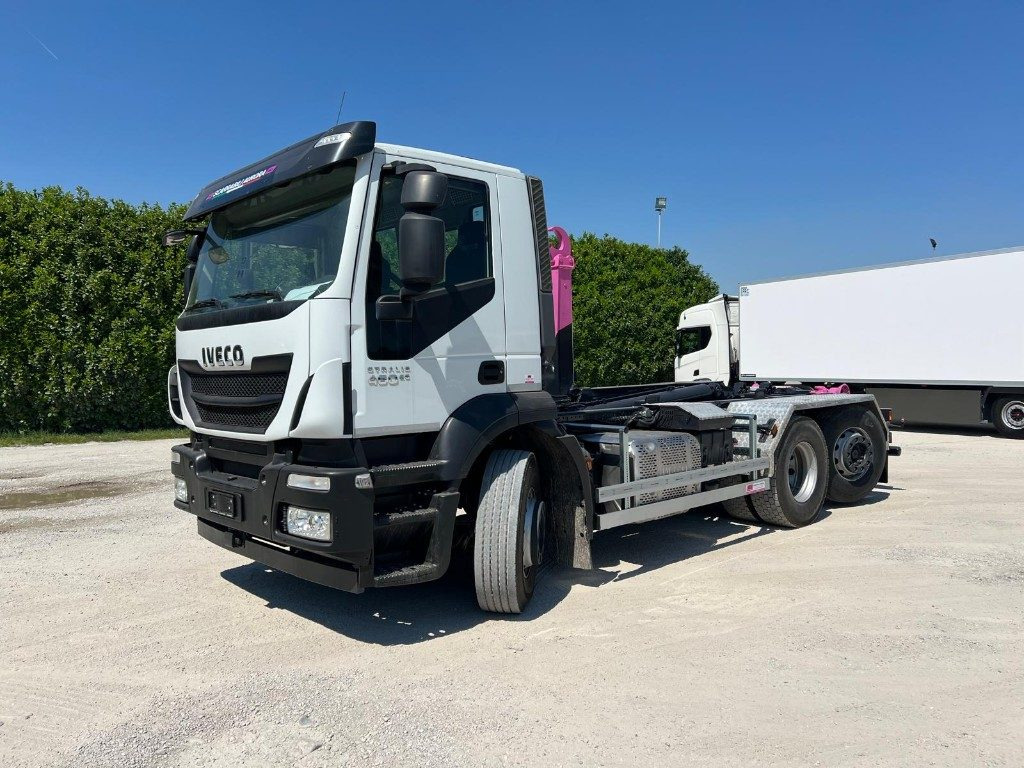IVECO STRALIS 460 SCARRABILE - Abrollkipper: das Bild 1 IVECO STRALIS 460 SCARRABILE - Abrollkipper: das Bild 1
