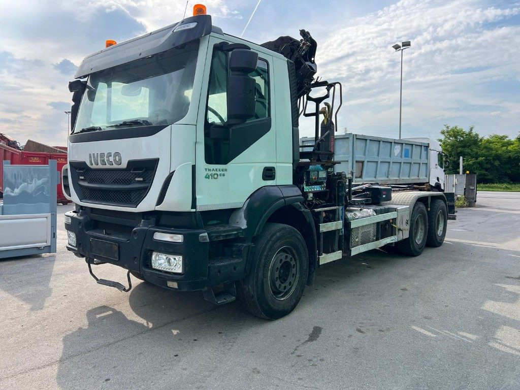 IVECO TRAKKER 410 SCARRABILE - Abrollkipper: das Bild 1 IVECO TRAKKER 410 SCARRABILE - Abrollkipper: das Bild 1