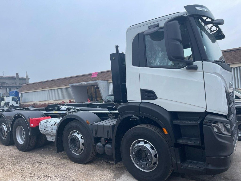IVECO X-WAY AD350X480YPS SCARRABILE NUOVO - Abrollkipper: das Bild 3 IVECO X-WAY AD350X480YPS SCARRABILE NUOVO - Abrollkipper: das Bild 3